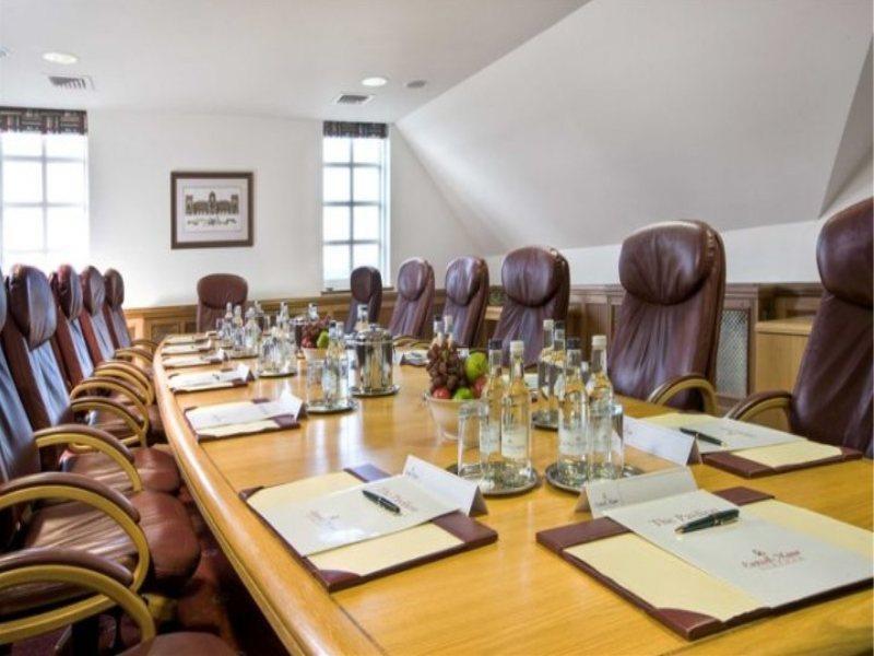 Eastwell Manor, Champneys Hotel & Spa แอชฟอร์ด ภายนอก รูปภาพ